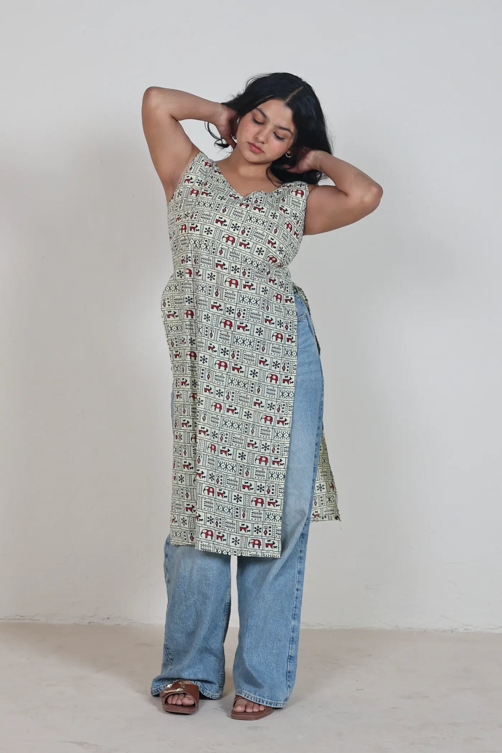 Sakhi Straight Long Kurti